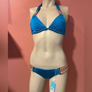 BEACH BUNNY BELIZE BEAUTY BIKINI SET..
